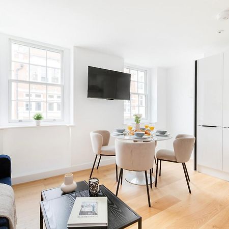 Fitzrovia With Balcony - Cityapartmentstay 런던 외부 사진